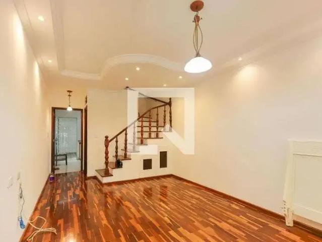 Casa / Sobrado em Condomínio para Locação em São Paulo/SP Jardim Guarau 3 Quartos