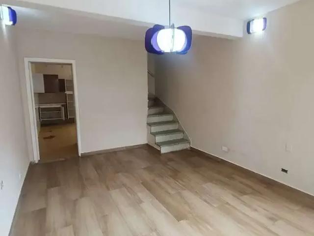 Casa / Sobrado em Condomínio para Locação em São Paulo/SP Jardim Odete 3 Quartos