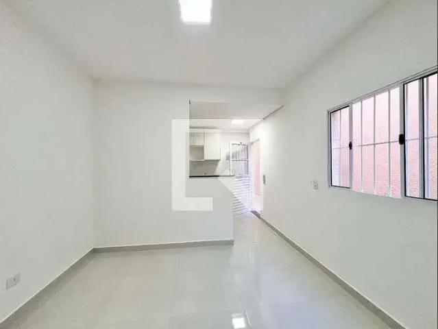 Casa / Sobrado em Condomínio para Locação em São Paulo/SP Jardim Mangalot 2 Quartos