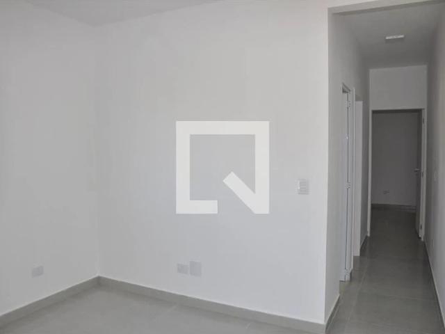 Casa / Sobrado em Condomínio para Locação em São Paulo/SP Jardim Mangalot 2 Quartos