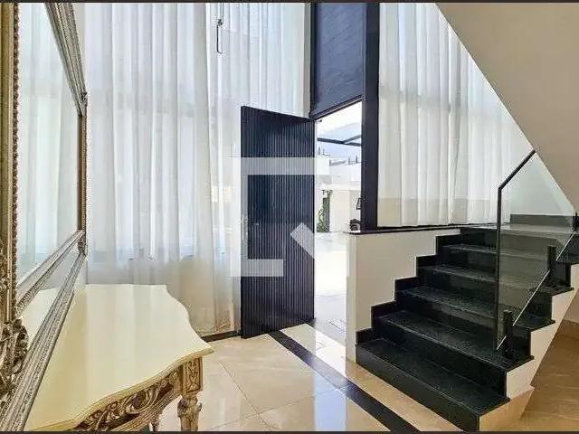 Casa / Sobrado em Condomínio para Locação em São Paulo/SP Jardim Marajoara 4 Quartos
