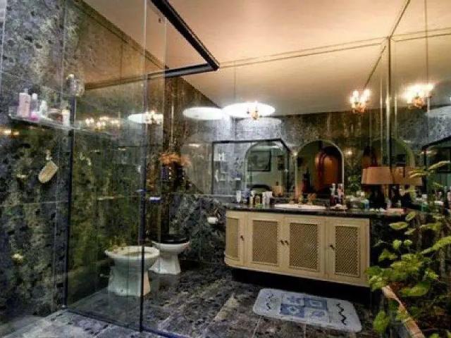 Casa / Sobrado em Condomínio para Locação em São Paulo/SP Jardim São Bento 5 Quartos