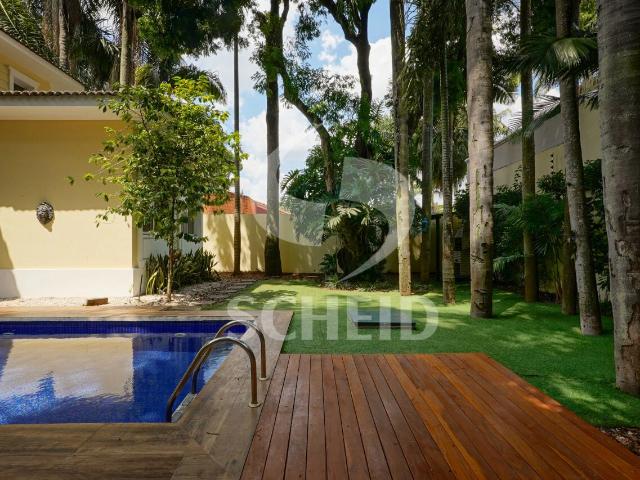 Casa / Sobrado em Condomínio para Locação em São Paulo/SP Jardim Petrópolis 4 Quartos