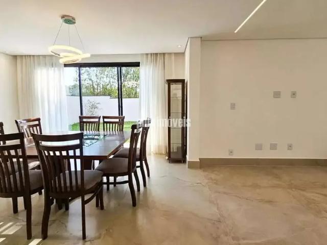 Casa / Sobrado em Condomínio para Locação em São Paulo/SP Jardim Prudência 4 Quartos