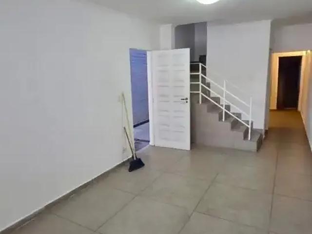 Casa / Sobrado em Condomínio para Locação em São Paulo/SP Jardim Rizzo 3 Quartos