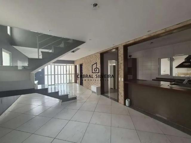 Casa / Sobrado em Condomínio para Locação em São Paulo/SP Moema 4 Quartos
