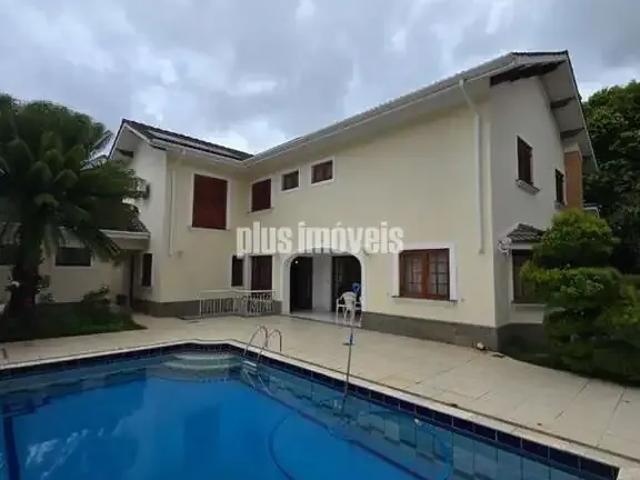 Casa / Sobrado em Condomínio para Locação em São Paulo/SP Morumbi 4 Quartos