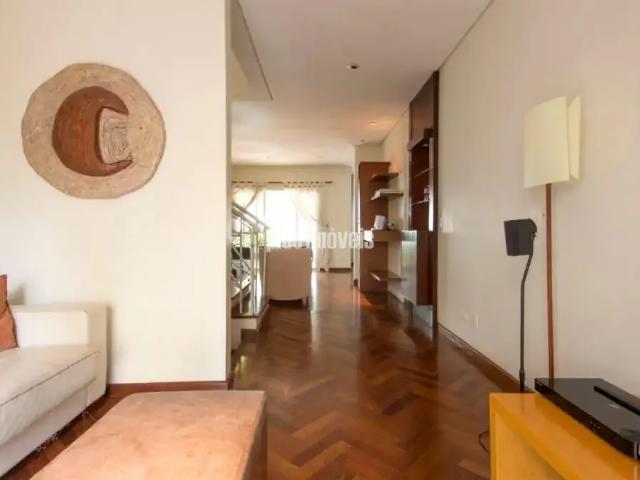 Casa / Sobrado em Condomínio para Locação em São Paulo/SP Panamby 4 Quartos