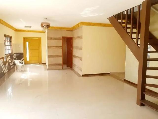 Casa / Sobrado em Condomínio para Locação em São Paulo/SP Parque dos Príncipes 5 Quartos