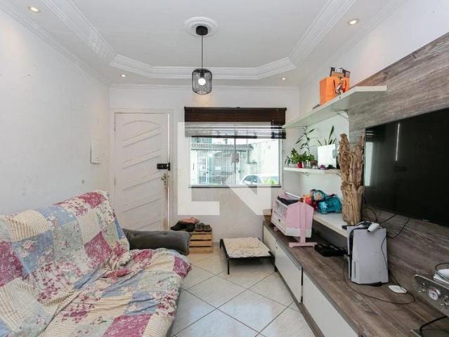 Casa / Sobrado em Condomínio para Locação em São Paulo/SP Penha De França 3 Quartos