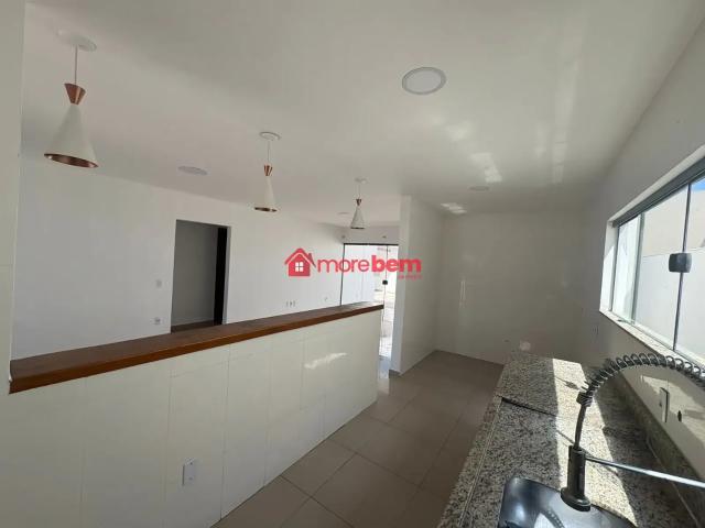 Casa / Sobrado em Condomínio para Locação em São Pedro da Aldeia/RJ Nova São Pedro 3 Quartos