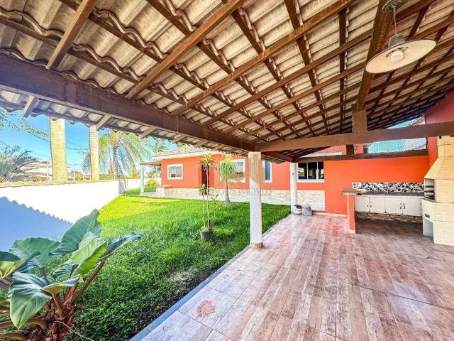 Casa / Sobrado em Condomínio para Locação em São Pedro da Aldeia/RJ São Mateus 4 Quartos