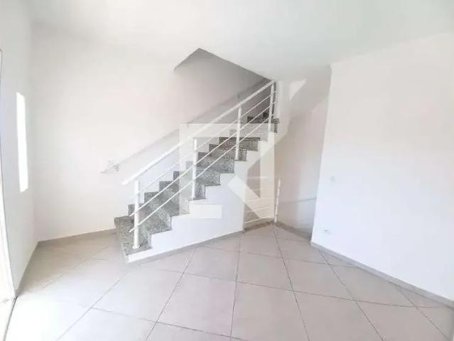 Casa / Sobrado em Condomínio para Locação em São Vicente/SP Catiapoa 3 Quartos