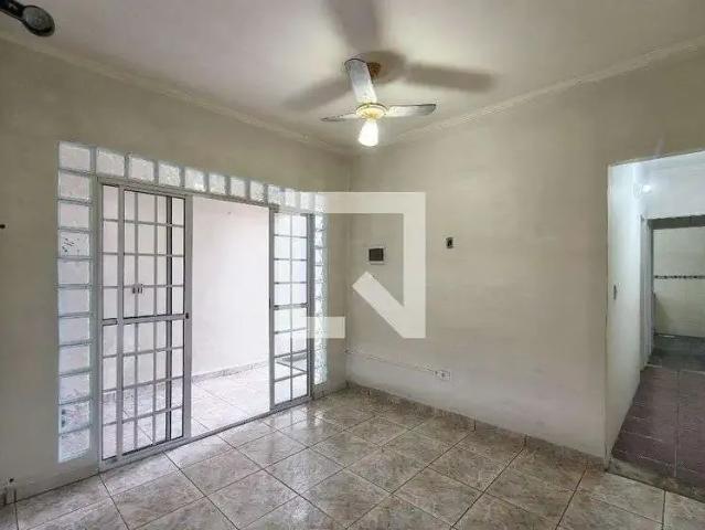 Casa / Sobrado em Condomínio para Locação em São Vicente/SP Parque Continental 1 Quartos