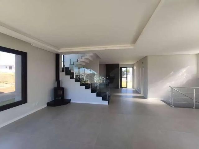 Casa / Sobrado em Condomínio para Locação em Santa Cruz do Sul/RS Country 3 Quartos