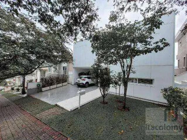 Casa / Sobrado em Condomínio para Locação em Santana de Parnaíba/SP Colinas da Anhangüera 3 Quartos