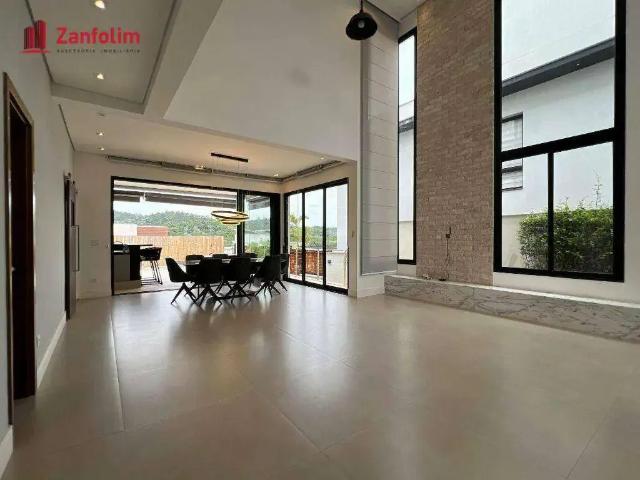 Casa / Sobrado em Condomínio para Locação em Santana de Parnaíba/SP Colinas da Anhangüera 4 Quartos
