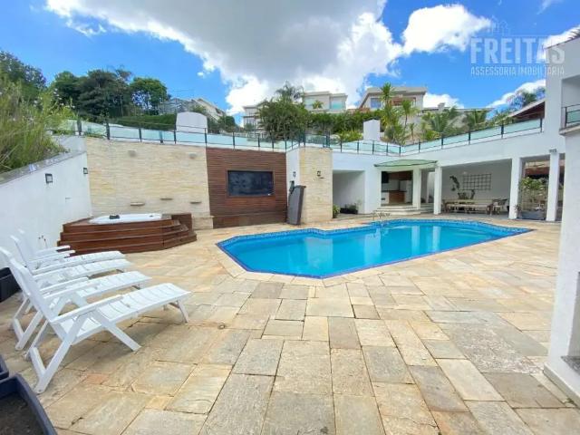 Casa / Sobrado em Condomínio para Locação em Santana de Parnaíba/SP Alphaville 4 Quartos