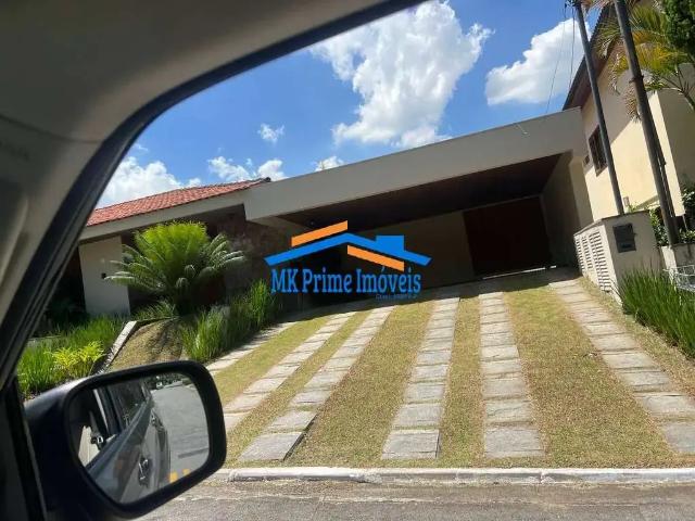 Casa / Sobrado em Condomínio para Locação em Santana de Parnaíba/SP Alphaville 4 Quartos