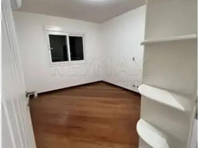 Casa / Sobrado em Condomínio para Locação em Santana de Parnaíba/SP Alphaville 4 Quartos