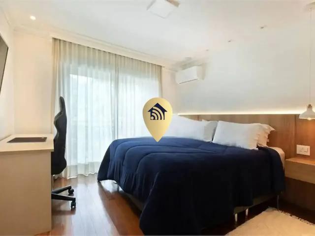 Casa / Sobrado em Condomínio para Locação em Santana de Parnaíba/SP Alphaville 4 Quartos