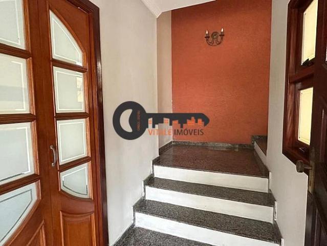 Casa / Sobrado em Condomínio para Locação em Santana de Parnaíba/SP Alphaville 4 Quartos