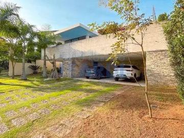 Casa / Sobrado em Condomínio para Locação em Santana de Parnaíba/SP Alphaville 4 Quartos