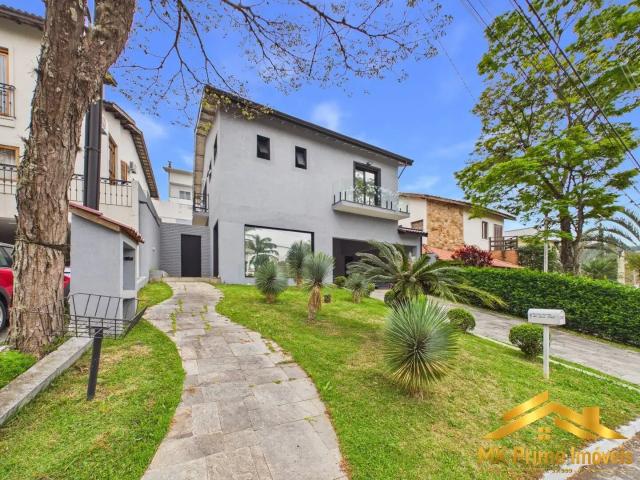 Casa / Sobrado em Condomínio para Locação em Santana de Parnaíba/SP Alphaville 4 Quartos