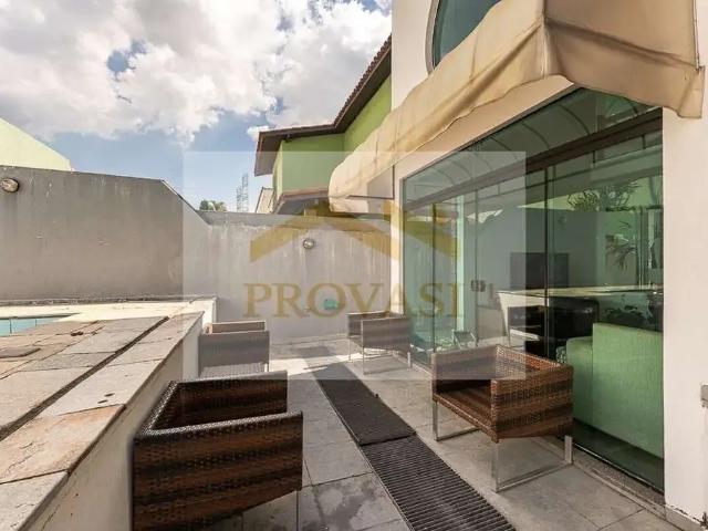 Casa / Sobrado em Condomínio para Locação em Santana de Parnaíba/SP Alphaville 4 Quartos