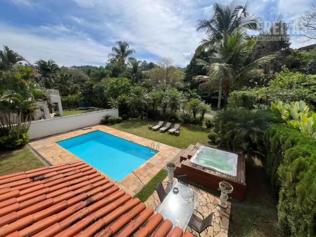 Casa / Sobrado em Condomínio para Locação em Santana de Parnaíba/SP Alphaville 4 Quartos