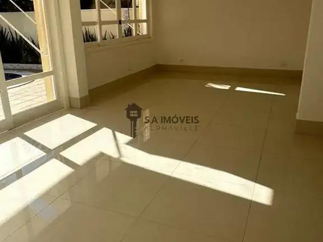 Casa / Sobrado em Condomínio para Locação em Santana de Parnaíba/SP Alphaville 4 Quartos