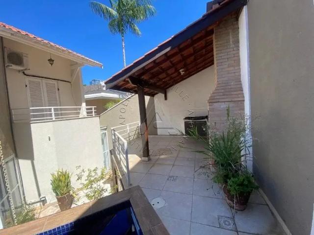Casa / Sobrado em Condomínio para Locação em Santana de Parnaíba/SP Alphaville 5 Quartos