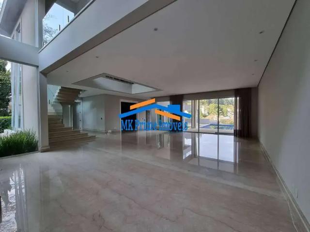 Casa / Sobrado em Condomínio para Locação em Santana de Parnaíba/SP Alphaville 5 Quartos