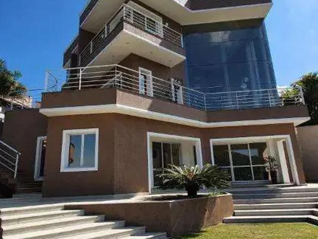 Casa / Sobrado em Condomínio para Locação em Santana de Parnaíba/SP Alphaville 5 Quartos