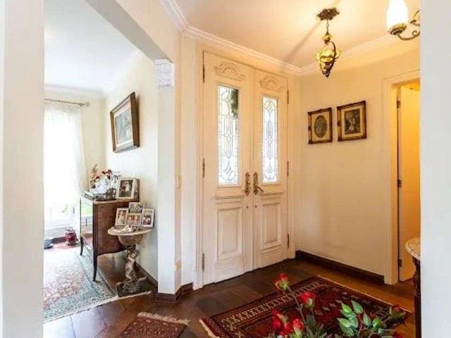 Casa / Sobrado em Condomínio para Locação em Santana de Parnaíba/SP Alphaville 5 Quartos