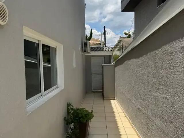 Casa / Sobrado em Condomínio para Locação em Santana de Parnaíba/SP Alphaville 3 Quartos