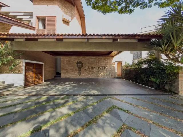 Casa / Sobrado em Condomínio para Locação em Santana de Parnaíba/SP Alphaville 3 Quartos