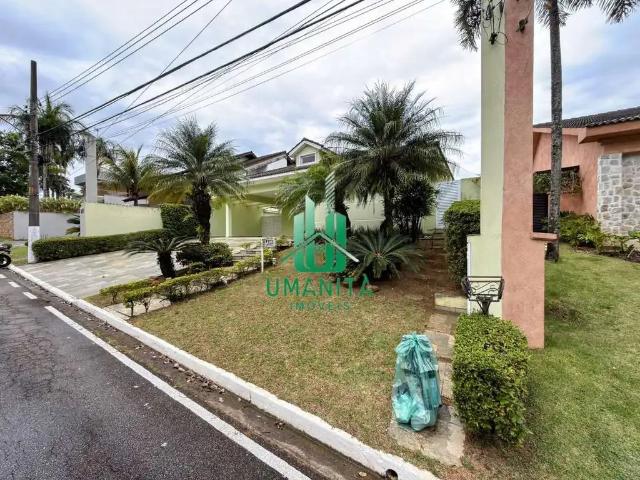 Casa / Sobrado em Condomínio para Locação em Santana de Parnaíba/SP Alphaville 3 Quartos