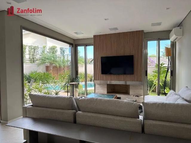 Casa / Sobrado em Condomínio para Locação em Santana de Parnaíba/SP Alphaville Residencial 5 4 Quartos