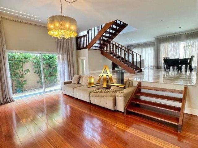 Casa / Sobrado em Condomínio para Locação em Santana de Parnaíba/SP Alphaville Residencial 9 4 Quartos