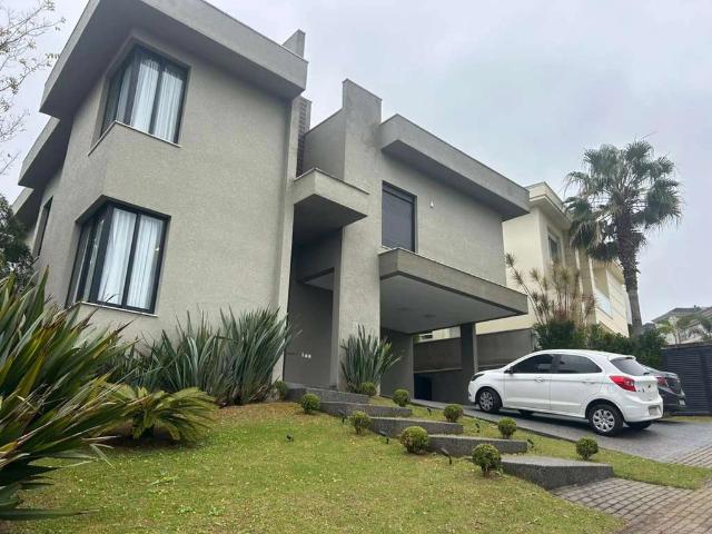 Casa / Sobrado em Condomínio para Locação em Santana de Parnaíba/SP Alphaville Residencial 10 4 Quartos