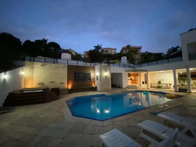 Casa / Sobrado em Condomínio para Locação em Santana de Parnaíba/SP Alphaville Residencial 10 4 Quartos