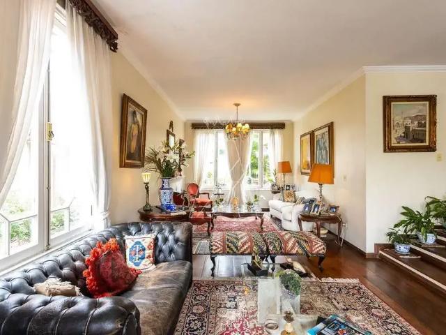 Casa / Sobrado em Condomínio para Locação em Santana de Parnaíba/SP Alphaville Residencial 10 1 Quartos