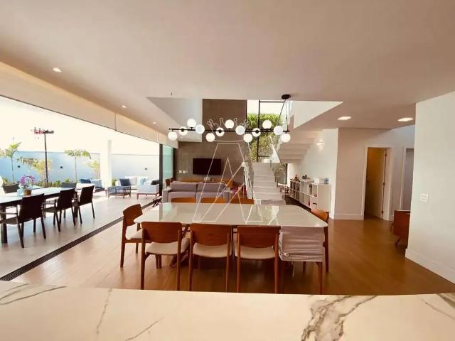 Casa / Sobrado em Condomínio para Locação em Santana de Parnaíba/SP Alphaville Residencial 12 4 Quartos