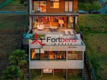 Casa / Sobrado em Condomínio para Locação em Santana de Parnaíba/SP Genesis 2 4 Quartos