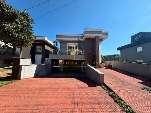 Casa / Sobrado em Condomínio para Locação em Santana de Parnaíba/SP Suru 3 Quartos