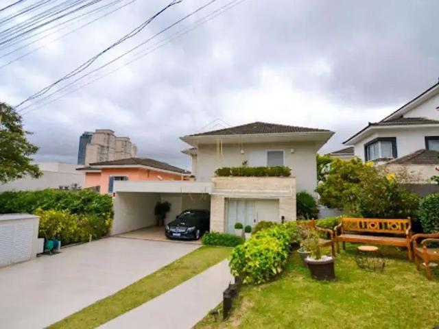 Casa / Sobrado em Condomínio para Locação em Santana de Parnaíba/SP Residencial 18 do Forte 3 Quartos