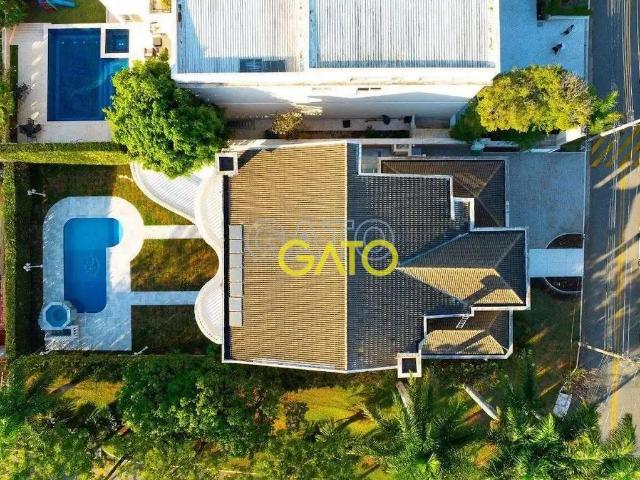 Casa / Sobrado em Condomínio para Locação em Santana de Parnaíba/SP Tamboré 4 Quartos
