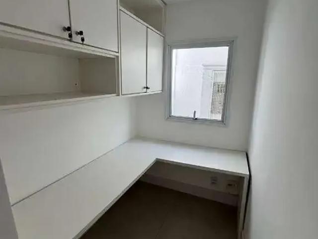 Casa / Sobrado em Condomínio para Locação em Santana de Parnaíba/SP Tamboré 4 Quartos