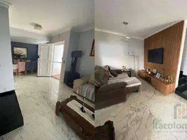 Casa / Sobrado em Condomínio para Locação em Santana de Parnaíba/SP Tamboré 3 Quartos